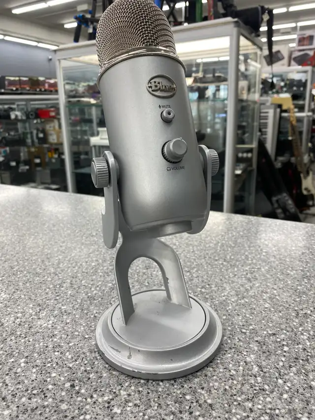 Blue Yeti Classic USB Microphone (Gen 1)