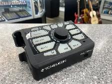 Tc-Helicon perform v Vocal Processor - Photo 2
