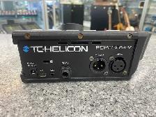 Tc-Helicon perform v Vocal Processor - Photo 3