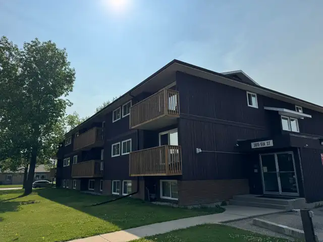 1 Month Free! Pet-Friendly Ground Floor Living on Michener Hill!