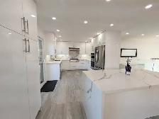 2474 Bridge St, Oakville - Beautiful Fully Renovated 3 Bed Main - Photo 10