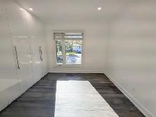 2474 Bridge St, Oakville - Beautiful Fully Renovated 3 Bed Main - Photo 20