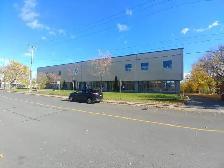 (40pi2) Entrepot de 40pi2 Montreal Sur Hodge Montréal
