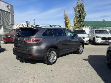 2015 Toyota Highlander XLE AWD/NAVI/B-CAM/SUNROOF/LEATHER/8-PASS - Photo 19
