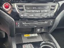 2022 Honda Pilot Touring 7-Passenger - Photo 36