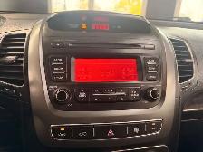 2014 Kia Sorento LX - Photo 24