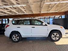 2011 Toyota RAV4 Base - Photo 6