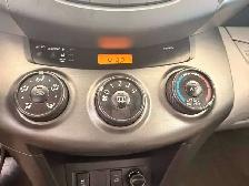 2011 Toyota RAV4 Base - Photo 20