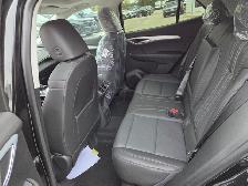 2026 Buick Envision Avenir Sunroof - Cooled Seats - Photo 10