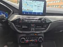 2022 Ford Escape Titanium Hybrid AWD - Photo 16