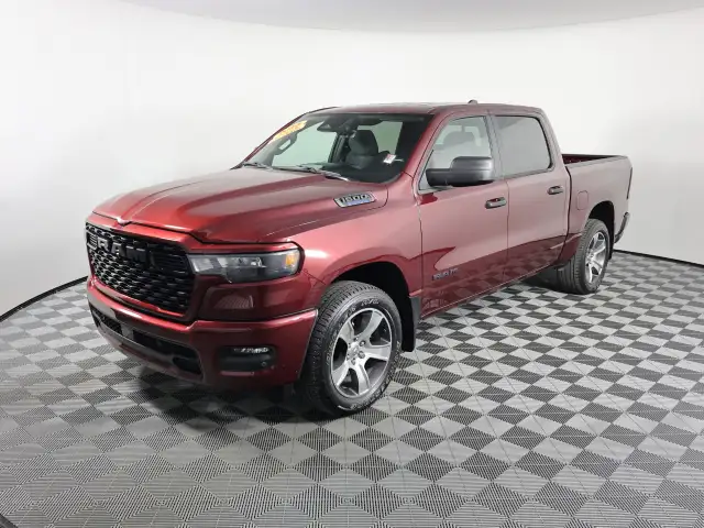 2025 Ram 1500 Tradesman Tradesman 4x4 Crew Cab 5&amp.apos.7&amp.