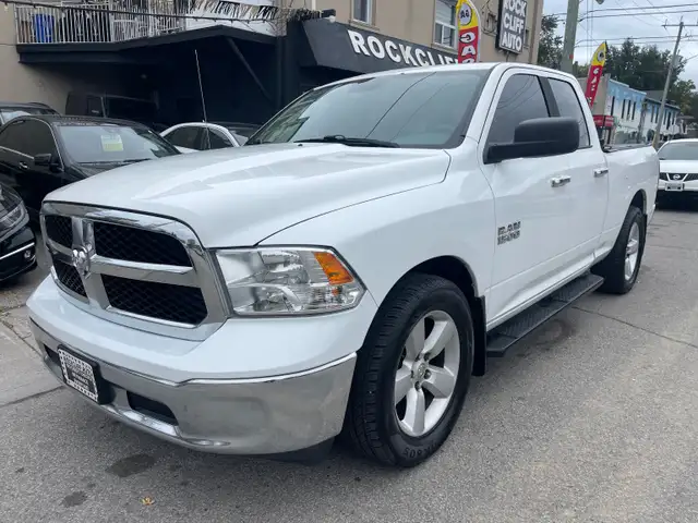 2016 RAM 1500 SLT
