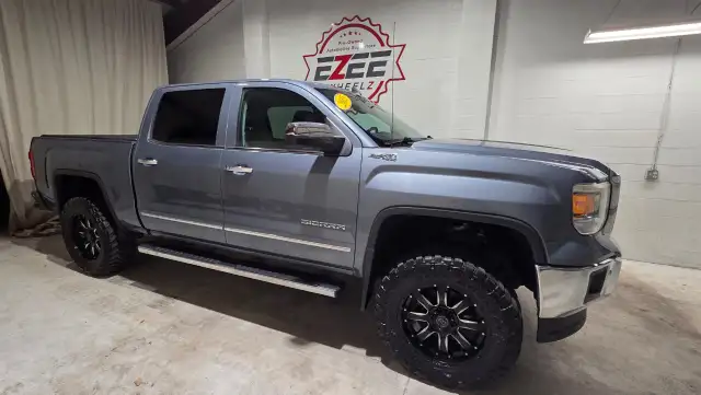 2015 GMC Sierra 1500 SLT 4WD Crew Cab 143.5&amp.quot. SLT