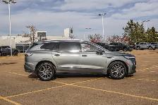 2024 Buick Enclave Avenir V6 AWD | 7 Passenger Seating - Photo 10