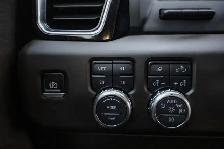 2025 GMC Sierra 3500HD Denali Reserve | Technology/Safety - Photo 19