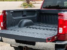 2018 Chevrolet Silverado 1500 LTZ  6.2L | Leather Seats - Photo 17