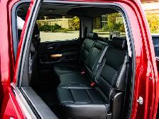 2018 Chevrolet Silverado 1500 LTZ  6.2L | Leather Seats - Photo 33