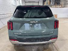 2026 Kia Sorento Hybrid - Photo 5