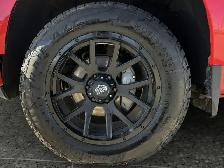 2020 Chevrolet Silverado 1500 Custom / 4x4 - Photo 11