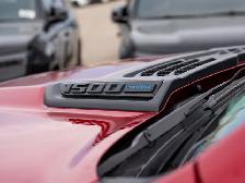 2026 Ram 1500 Sport Crew Cab 4x4 - Photo 3