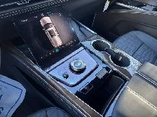 2026 Cadillac Escalade 4WD Platinum Sport - Photo 15