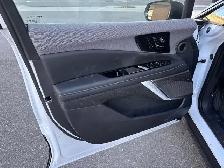 2027 Cadillac OPTIQ Premium Sport - Photo 8