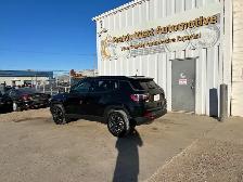 2021 Jeep Compass Trailhawk AWD | Command Start | Power Tailgate - Photo 7