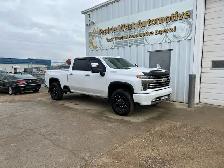 2020 Chevrolet Silverado 2500HD High Country Crew Cab 6.6L V8 Di - Photo 3