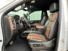 2020 Chevrolet Silverado 2500HD High Country Crew Cab 6.6L V8 Di - Photo 17