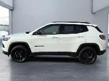 2026 Jeep Compass North Altitude 4x4, Pano Sunroof - Photo 2