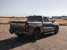 2025 Ram 1500 SPORT CREWCAB 4X4 LEATHER SUNROOF - Photo 3