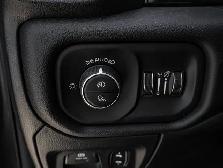 2025 Ram 1500 SPORT CREWCAB 4X4 LEATHER SUNROOF - Photo 19