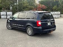 2014 Chrysler Town&Country Touring - Photo 3