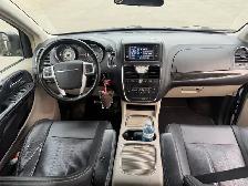 2014 Chrysler Town&Country Touring - Photo 5