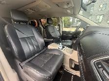 2014 Chrysler Town&Country Touring - Photo 6