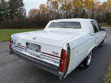 1987 Cadillac Brougham D’Elegance - Photo 9