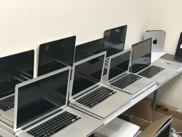 Des MACBOOK EN LIQUIDATION  ✋✋