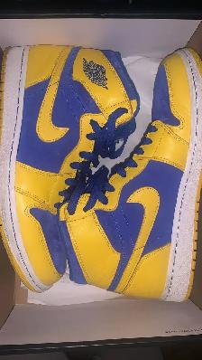Jordan 1  OG Retro Blue and Yellow - Photo 2