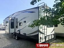 2019 FOREST RIVER CHEROKEE ARCTIC WOLF 305ML6 fifth Wheel - Photo 2