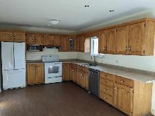 A 3-bedroom  house with garage  in Charlottetown is for rent - Photo 2