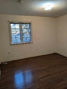 A 3-bedroom  house with garage  in Charlottetown is for rent - Photo 7
