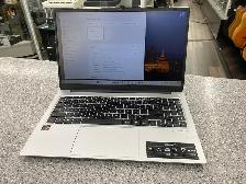 Gateway 15.6' Laptop – AMD Ryzen 7 5825U