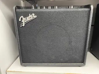 Fender Mustang LT25 Guitar Amplifier