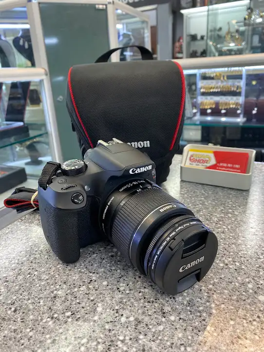 Canon Rebel T6 DSLR 18MP Camera