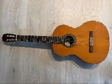 Aria AA556 Classical Guitar - Made in Japan (1970s)