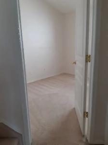 5 Bed 3 Bath Unit in Edmonton, AB - Photo 5