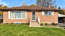 Renovated 2-Bedroom Lower Apartment | Shared Backyard | $2,100 - Photo 13