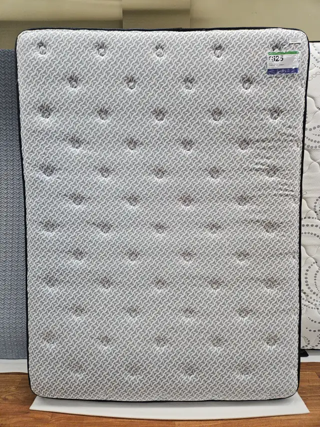 Serta - Cosmic Queen plush mattress