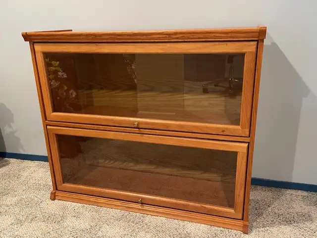 Small Hutch