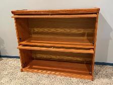 Small Hutch - Photo 2